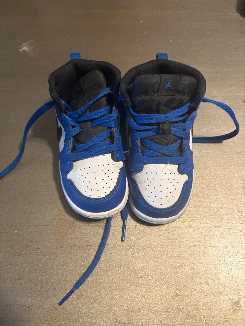 Jordan Toddler High-Top Sneakers in Blue and White
